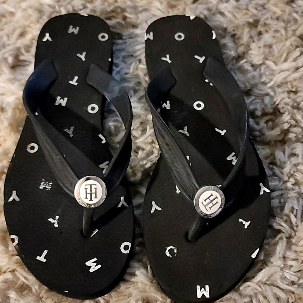 Tommy Hilfiger flip flops 7